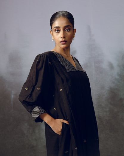 Black Ambar Kurta