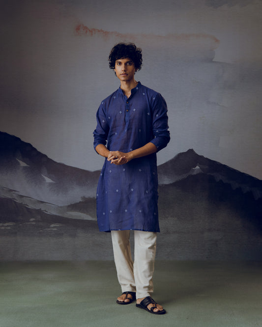 Nilambar Kurta