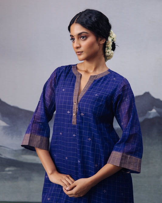 Neelzari Kurta