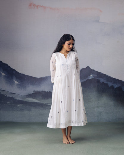 Ivory Kurta