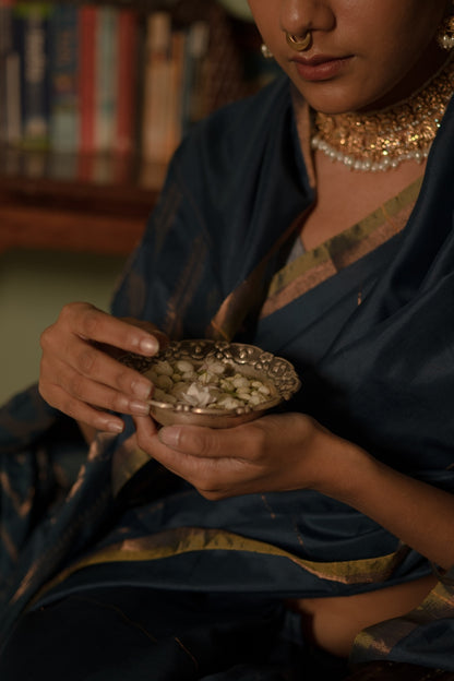 Nilambari Saree