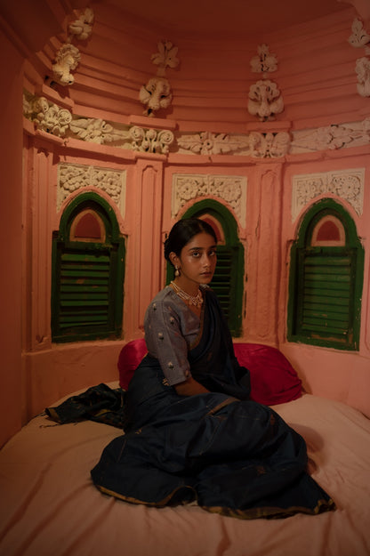 Nilambari Saree