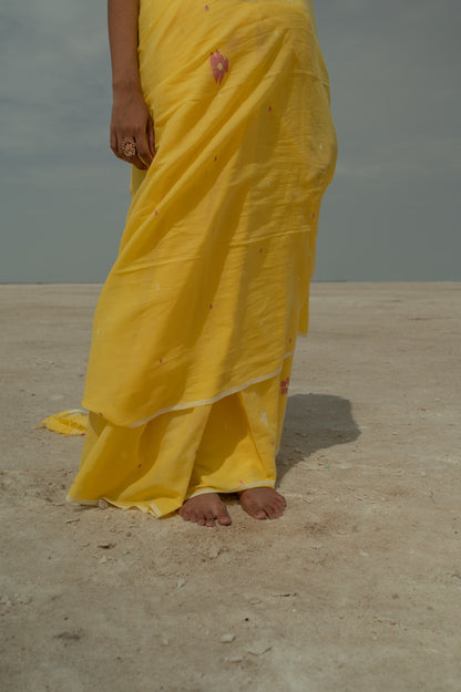 Yellow Daisies Desire Saree