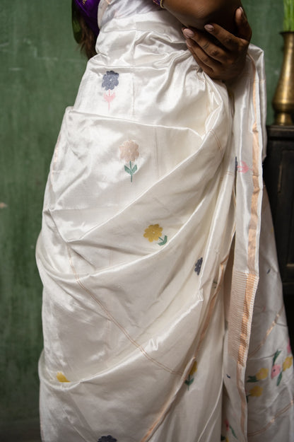 Kumud Saree